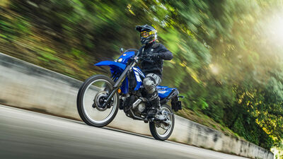 2026-Yamaha-WR125-EU-Icon_Blue-Action-016-03.jpg