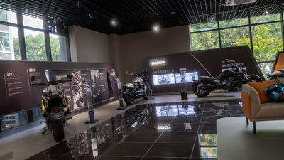 ©motochecker-3.jpg