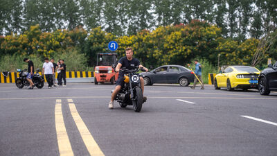 ©motochecker-7.jpg