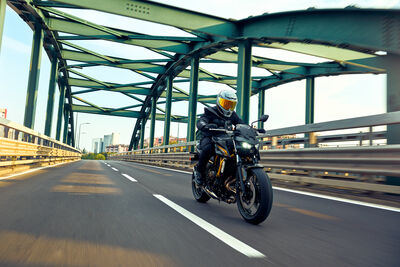 26MY - Z650 S - ACT1.jpg