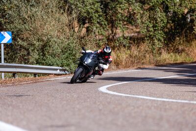 ©motochecker-1.jpg