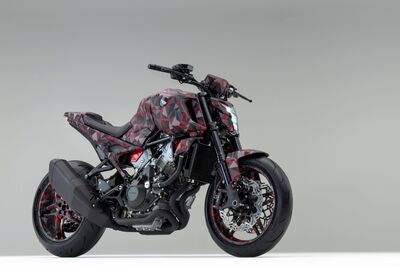 556478_Honda_Unveils_V3R_900_E-Compressor_Prototype_Powered_by_New_V3_Engine_with.jpg