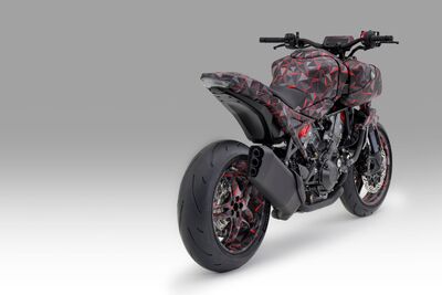 556487_Honda_Unveils_V3R_900_E-Compressor_Prototype_Powered_by_New_V3_Engine_with.jpg