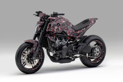 556505_Honda_Unveils_V3R_900_E-Compressor_Prototype_Powered_by_New_V3_Engine_with.jpg