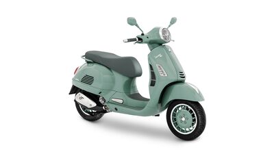 21_Vespa_GTS_80th.jpg