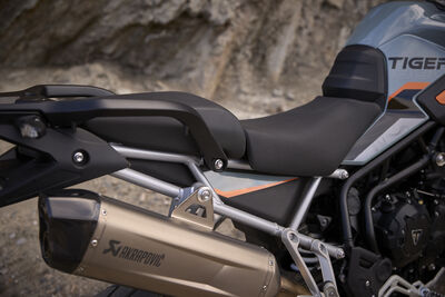 Tiger_900_Desert_Edition_MY26_CW4I1396_GE.jpg