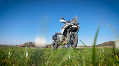 ©motochecker-1.jpg