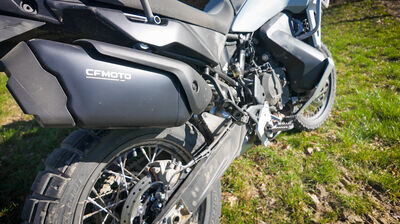 ©motochecker-4.jpg