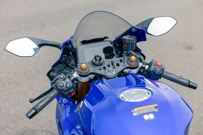©motochecker-3.jpg