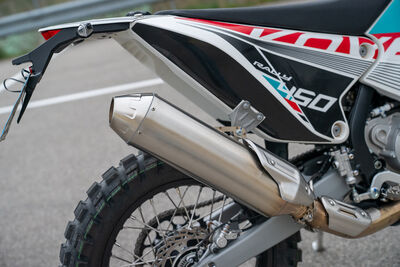 ©motochecker-13.jpg