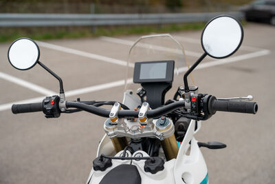 ©motochecker-16.jpg