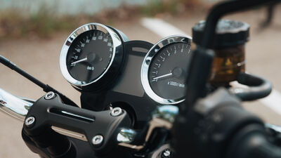 Motochecker-9.jpg