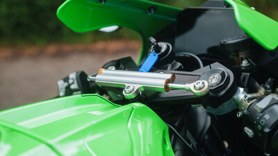 Motochecker Kawasaki ZX10R-4.jpg
