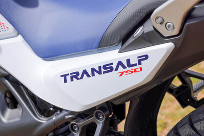 ©motochecker-4.jpg