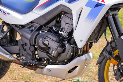 ©motochecker-3.jpg