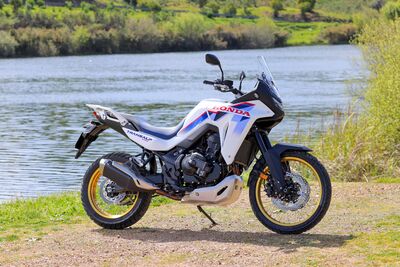 ©motochecker-1.jpg