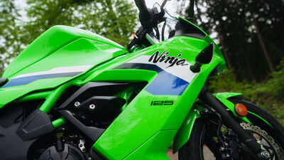 Motochecker Kawasaki ZX10R-4.jpg