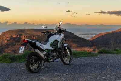 ©motochecker-7.jpg