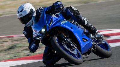 R125.jpg