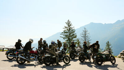 royal enfield4.jpg