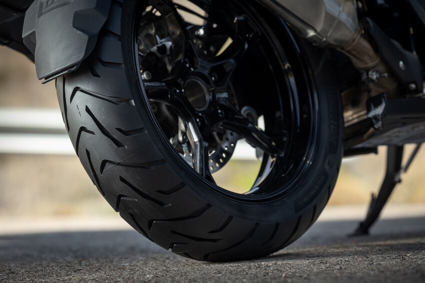 Bridgestone BATTLAX ADVENTURE A42_1.jpg