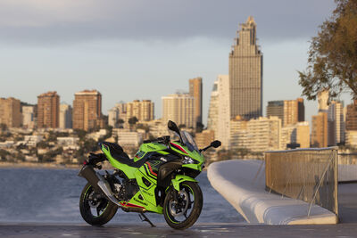 KAWASAKI NINJA500_01.jpg