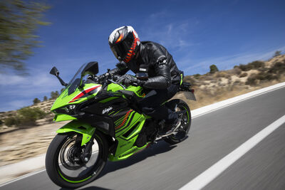 KAWASAKI NINJA500_3611.jpg