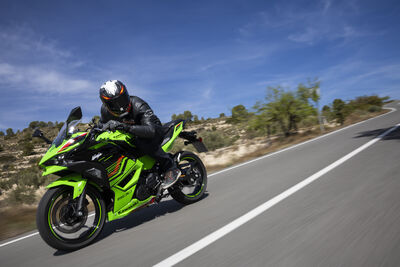 KAWASAKI NINJA500_3605.jpg