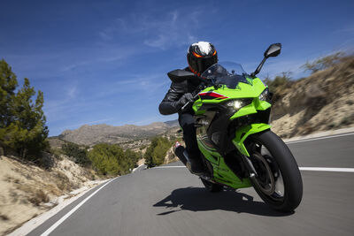 KAWASAKI NINJA500_3601.jpg