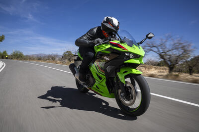 KAWASAKI NINJA500_3591.jpg