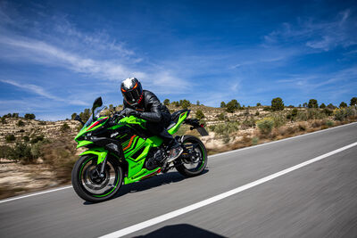 KAWASAKI NINJA500_3606.jpg