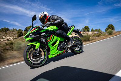 KAWASAKI NINJA500_3604.jpg