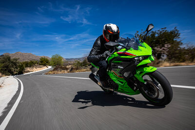 KAWASAKI NINJA500_3594.jpg