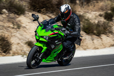 KAWASAKI NINJA500_3590.jpg