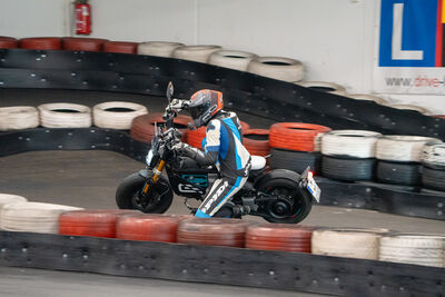 Motochecker-07109.jpg