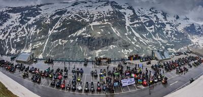 Gruppenbild_Großglockner_PI.jpg