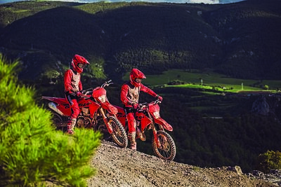 83863_Enduro _ EC _ 2025 _ MIX .jpg