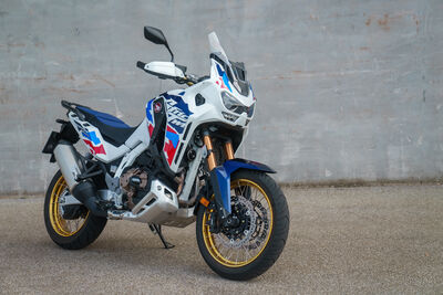 Motochecker-03242.jpg