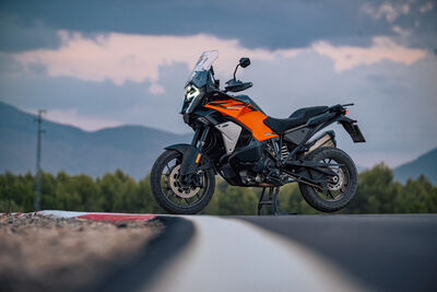 2025 KTM SUPER ADVENTURE S EVO-19.jpg