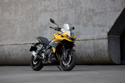 OE_TigerSport800_MY25_70140_JP.jpg