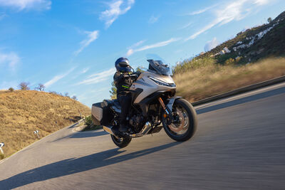 201216_Honda NT1100 YM25 206.jpg_0.jpg