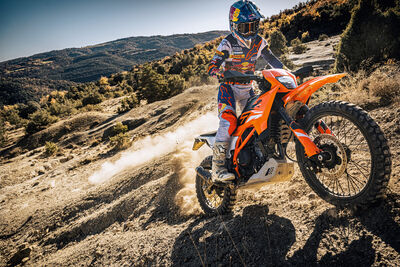 2025 KTM ENDURO R Range(1).jpg