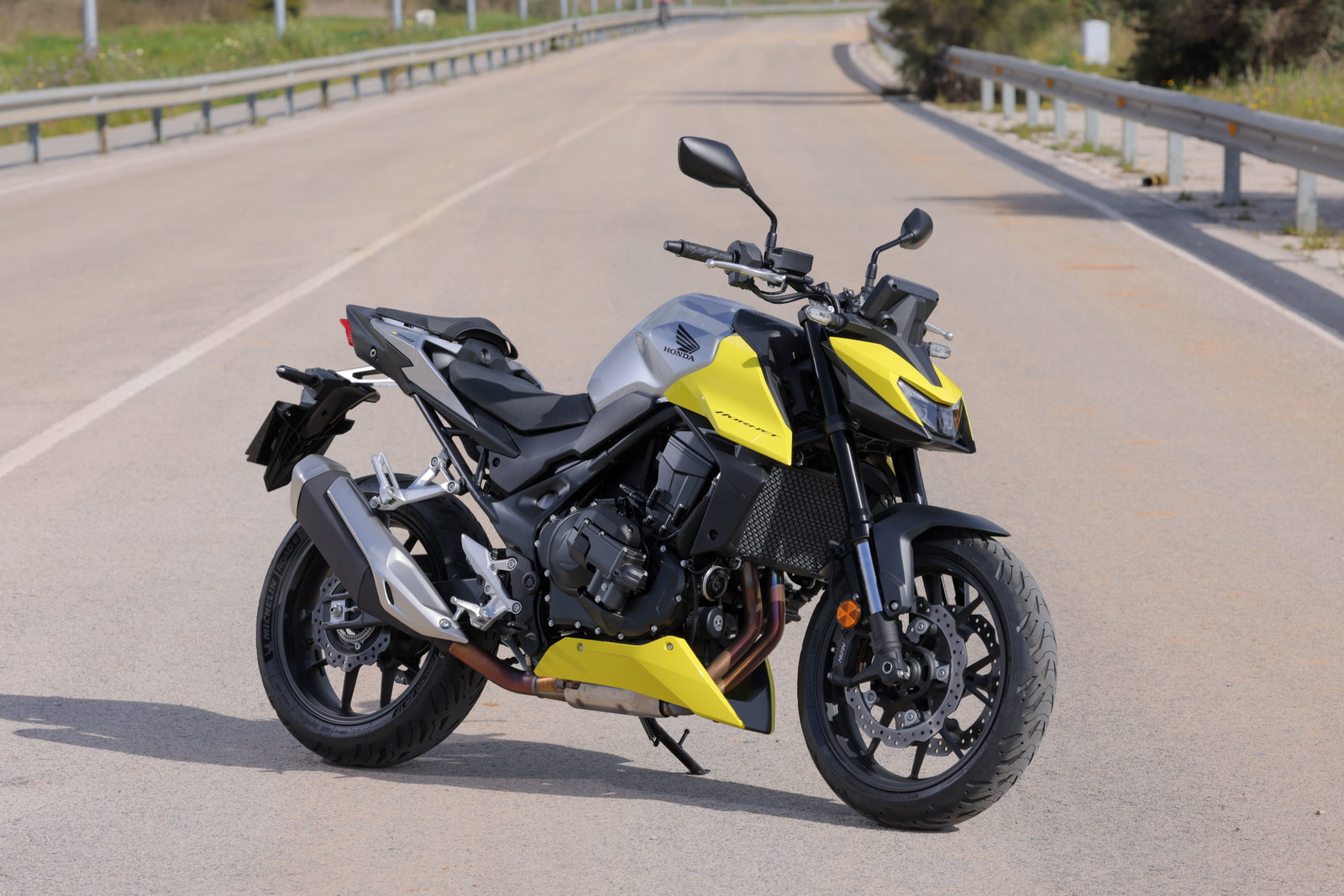 Honda CB750 Hornet E-Clutch - 2026