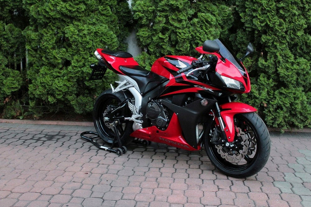 Honda CBR 600RR PC40